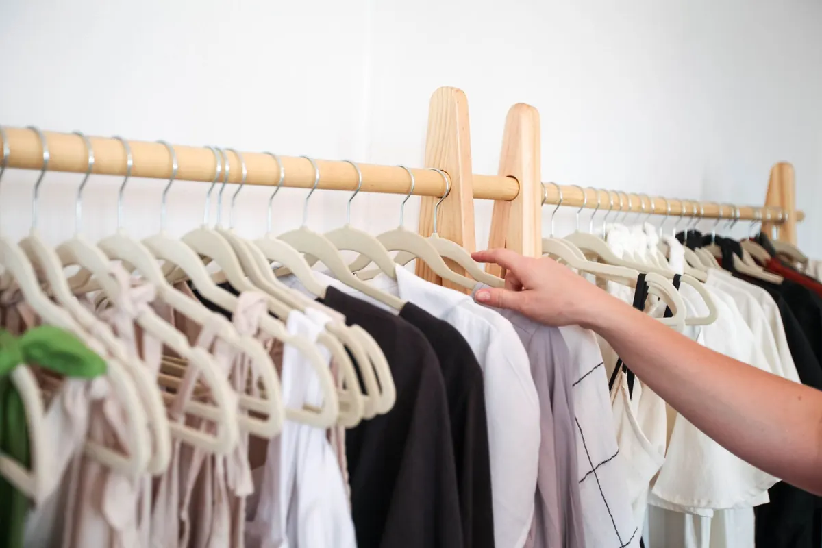How to Build a Capsule Wardrobe for British Weather: A 12-Piece Checklist